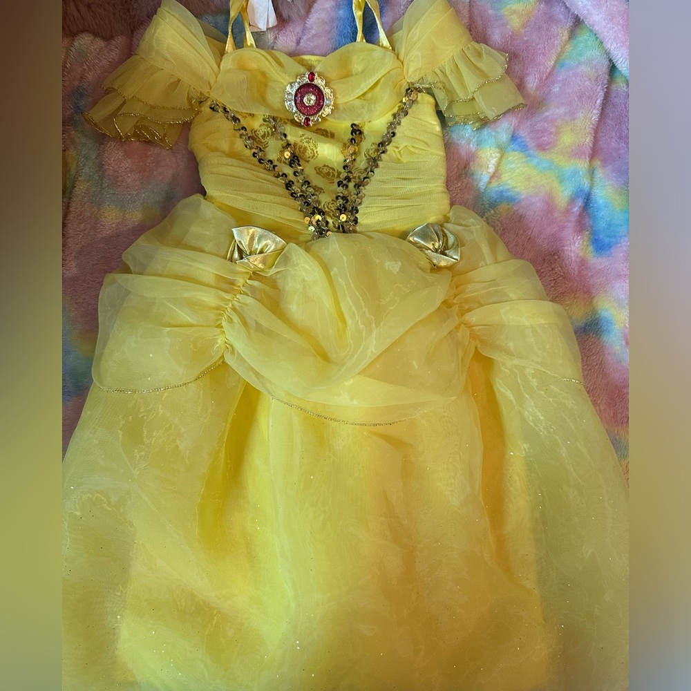 Disney Princess Bell Costume Size 4